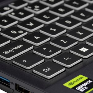 Notebook Gamer BANGHÓ GM-15Z13 RTX 4060 i7 15,6 Pulg 32GB RAM 2TB Windows 11